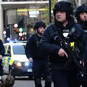 اعتقال منفّذ عملية الطعن في لندن.. والشرطة: الهجوم لا علاقة له بالإرهاب
