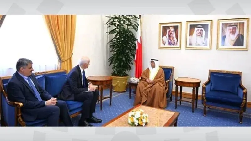 محمد بن مبارك آل خليفة يستقبل الرئيس التنفيذي للكلية الملكية للجراحين بدبلن ورئيس جامعة البحرين الطبية