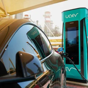 الإمارات تطلق شركة وطنية لشحن المركبات الكهربائية تعزيزًا للتحول نحو النقل المستدام