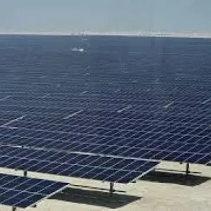 شركتان صينيتان تبنيان أكبر مشروع للطاقة الكهروضوئية بتونس