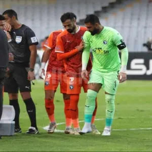 "شد في عضلة أخمص القدم".. بيراميدز يكشف تفاصيل إصابة أحمد الشناوي