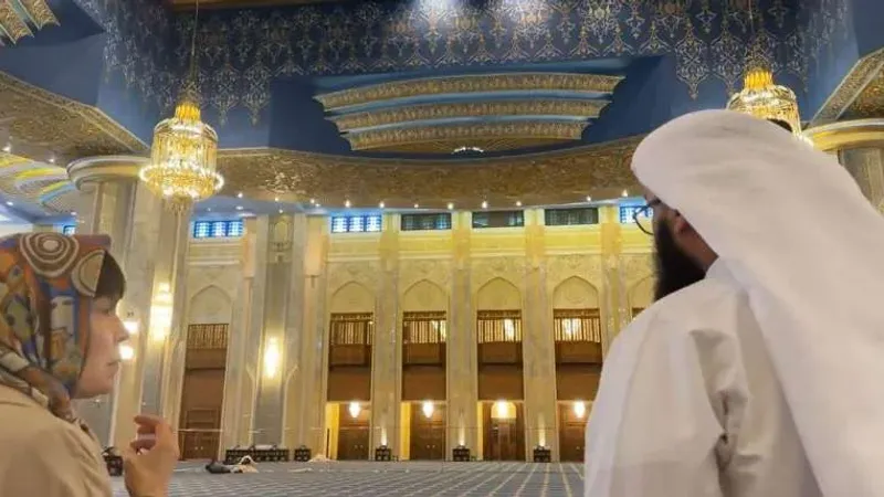 انتقادات في الكويت بسبب دعوة السفيرة الأمريكية لزيارة "مسجد الدولة الكبير"