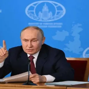 بوتين يحذر من الفوضى ويضع شروطا للسلام مع أوكرانيا