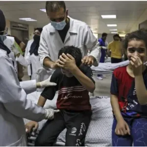 مطار بوفاريك العسكري: اجلاء 45 طفلا فلسطينيا و6 جزائريين جرحى