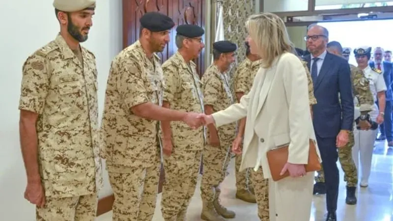 القائد العام لقوة دفاع البحرين يستقبل وزيرة الدفاع في مملكة هولندا الصديقة‎