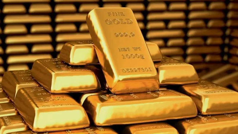 الذهب يستهل الأسبوع بخسائر 22 دولاراً