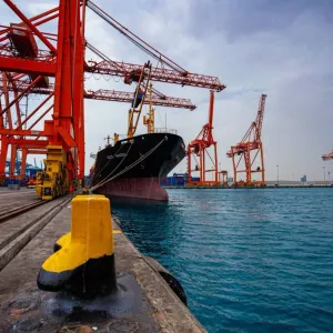 إضافة خدمة شحن جديدة بميناء جدة تعزز الربط السعودي - الصيني