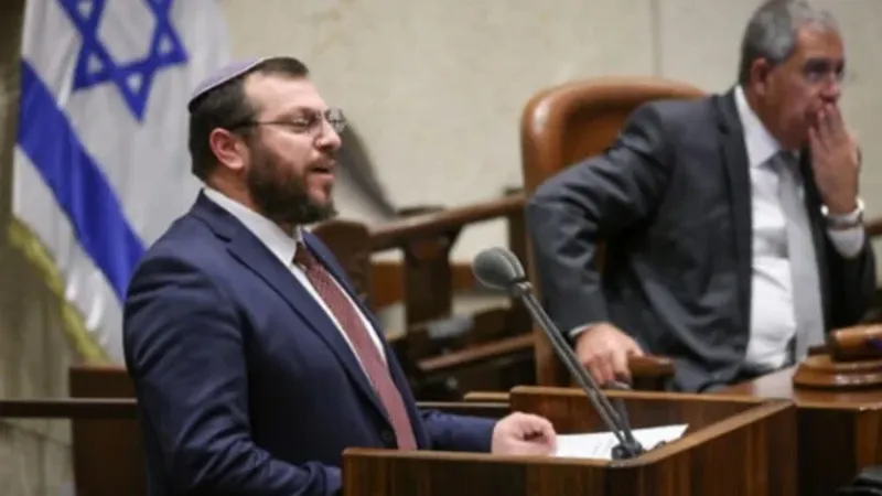 وزير إسرائيلي يشارك منشورا عبر "إكس" يدعو لاحتلال سيناء