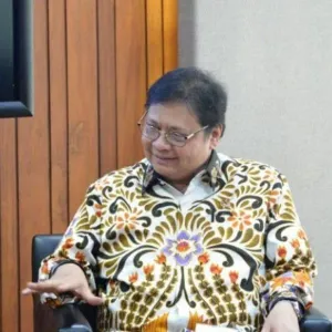 وزير الشؤون الاقتصادية الإندونيسي: يجب أن يصبح اقتصادنا الأفضل في العالم