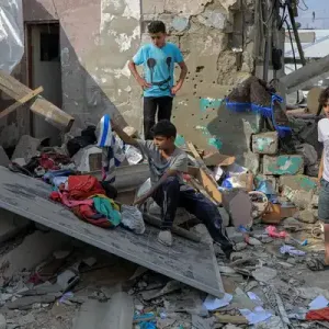 مسؤول مصري: تقدم إيجابي في مفاوضات الهدنة بقطاع غزة