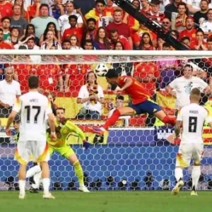 إسبانيا تخطف فوزاً قاتلاً من ألمانيا وتصل للمربّع الذهبي