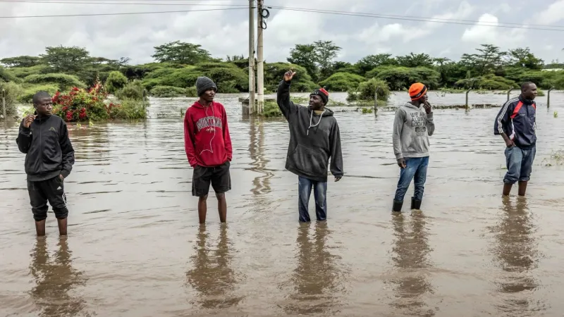 كينيا وتنزانيا في حال تأهب مع اقتراب الإعصار «هدايا» وسط فيضانات مدمّرة