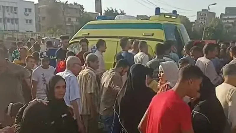 مصرع شخص سقط من قطار الصعيد في المنيا