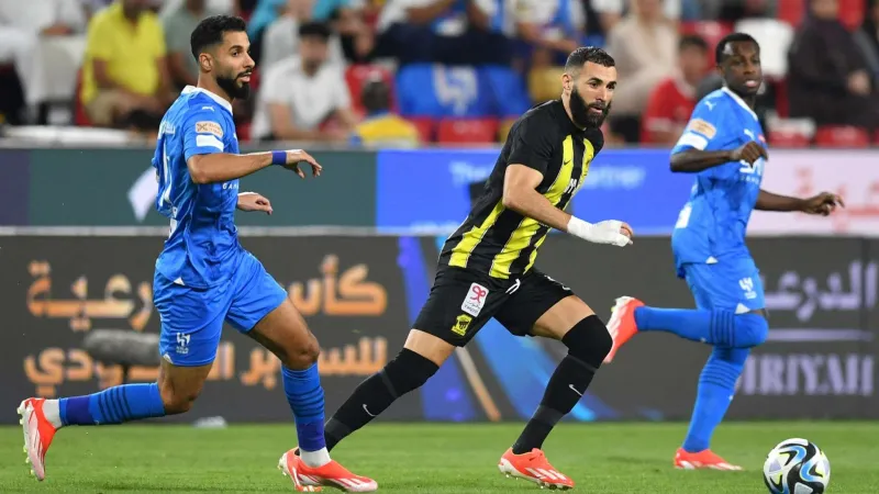 ما طرق شراء وأسعار تذاكر مباراة الهلال والاتحاد في دوري روشن السعودي 2024-2025؟