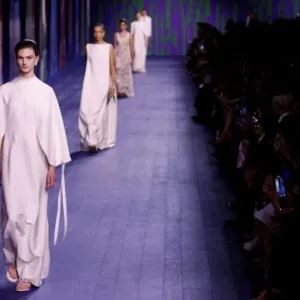 11 مصمما سعوديا يعرضون أزياء 2025 في باريس تحت مبادرة "100 براند سعودي"