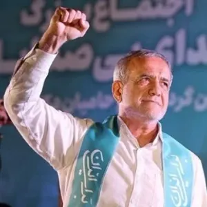 مسعود بزشكيان يفوز بالإنتخابات الرئاسية الإيرانية