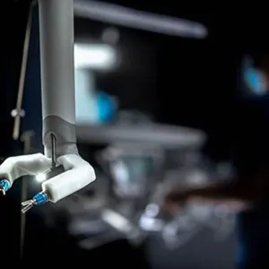 ‏"MIRA" روبوت صغير قادر على إجراء العمليّات الجراحيّة عن بعد (فيديو)
