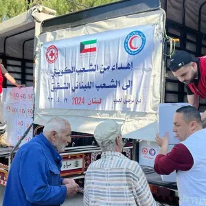 «الهلال الأحمر الكويتي» تقدم مساعدات للبنانيين المتضررين في الجنوب