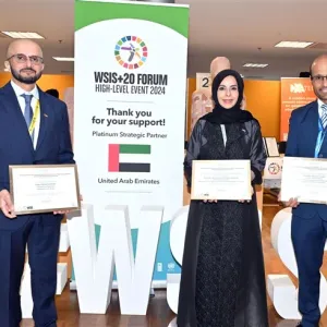 للعام الثاني توالياً.. الإمارات تفوز بجائزة القمة العالمية لمجتمع المعلومات