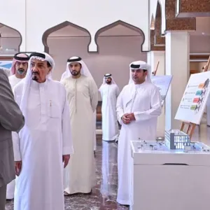 حاكم عجمان يطلع على مشروع مستشفى الصفيا الخيري