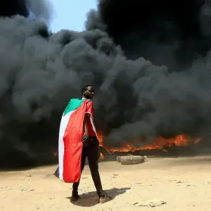 "أمام السودان خياران: الحوار السياسي أو الانهيار الشامل"– الشرق الأوسط