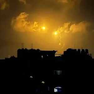 الاحتلال يكثف قصف خان يونس وتقارير إسرائيلية عن "حدث صعب" بغزة