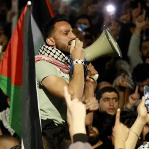 "العفو الدولية" قلقة من استمرار اعتقال المخابرات الأردنية لناشطين داعمين لغزة