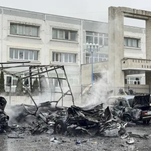 حاكم بيلغورود الروسية: مقتل امرأة وإصابة 29 شخصاً في قصف أوكراني