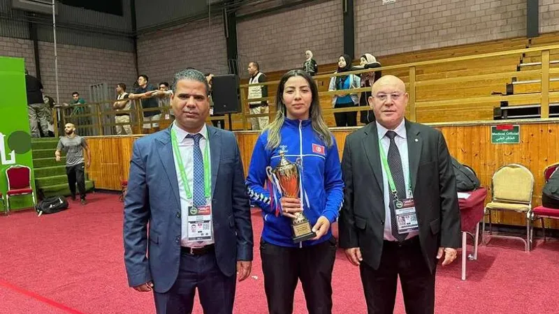 البطولة العربية للمصارعة - المصارعة اسلام هملي تتوج بالميدالية الذهبية