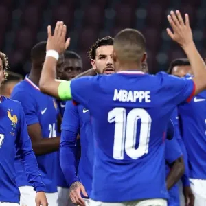 فرنسا تستعد لكأس أوروبا بثلاثية في مرمى لوكسمبورغ