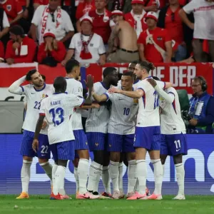 فرنسا تفوز على النمسا بهدف نظيف في كأس أوروبا