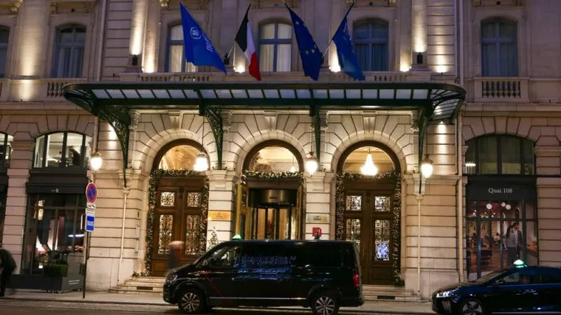شركة CDL التابعة للملياردير السنغافوري كويك تشتري فندق باريس مقابل 260 مليون دولار