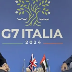 محمد بن زايد يلتقي رئيس وزراء بريطانيا على هامش مشاركته في قمة مجموعة السبع في إيطاليا