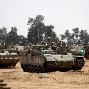 تطويق جنوب غزة.. انتشار عسكري إسرائيلي شرق وغرب معبر رفح