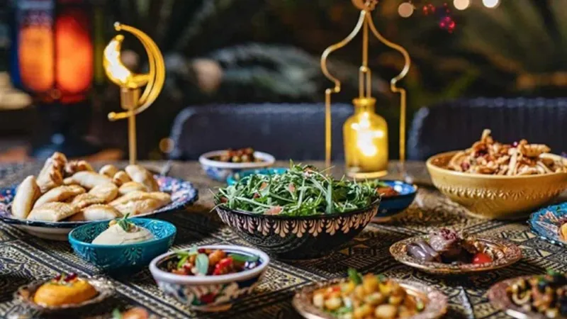 السحور الأول في رمضان- خبير تغذية يوضح أفضل وأسوأ الأطعمة