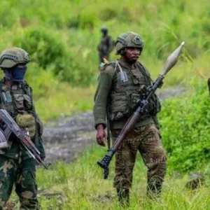 جيش الكونغو الديمقراطية يشن هجوماً على متمردي «إم 23»