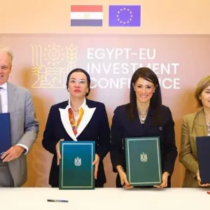 621 مليون يورو لمصر من البنك الأوروبي لدعم الصناعات الخضراء والاستثمار