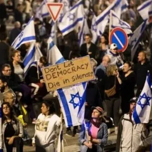 مظاهرات في تل أبيب تدعو إلى صفقة تبادل فورية ورحيل نتنياهو