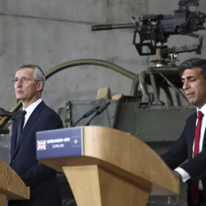 سوناك: سنجعل صناعة الدفاع في بريطانيا متأهبة للحرب