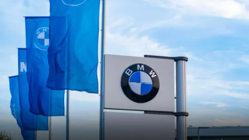 أرباح BMW تتراجع 19% خلال الربع الأول لتسجل 3 مليارات دولار مع ارتفاع تكاليف التصنيع والبحث والتطوير، رغم ارتفاع التسليمات 1%. #فوربس للمزيد: htt...