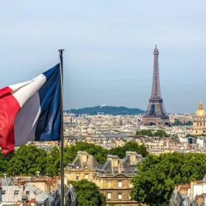 هل تدخل فرنسا في أزمة مالية بسبب اليمين المتطرف؟