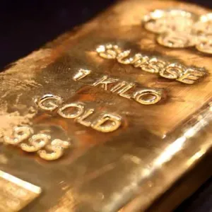 ارتفاع أسعار الذهب مع استقرار الدولار وترقب بيانات التضخم الأمريكية