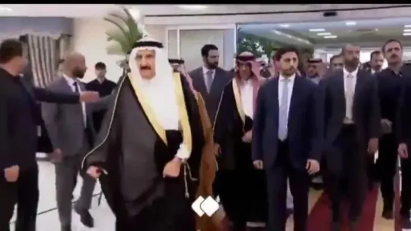 شاهد: الوفد السعودي أثناء المشاركة في مراسم تشييع الرئيس الإيراني "رئيسي"