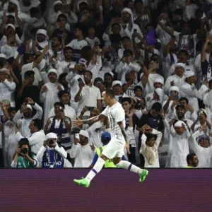 العين الإماراتي يتوج بكأس دوري أبطال آسيا ويحصد 4 ملايين دولار