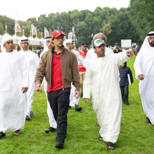 منصور بن زايد يشهد سباق كأس رئيس الدولة للقدرة