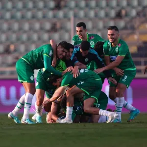 الرجاء يتوج بلقب الدوري المغربي للمرة الـ13