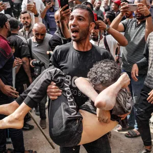 لليوم الخامس .. جيش الاحتلال يحاصر مستشفى العودة في غزة