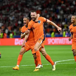 فيديو | دي فريج يسجل هدف تعادل هولندا أمام تركيا