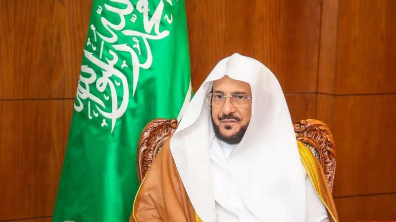 وزير الشؤون الإسلامية يهنئ القيادة بنجاح موسم الحج