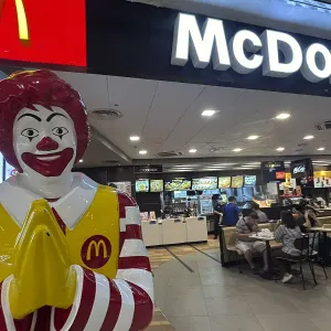 عطل تقني في سلسلة مطاعم "ماكدونالدز" يشل خدماتها حول العالم
